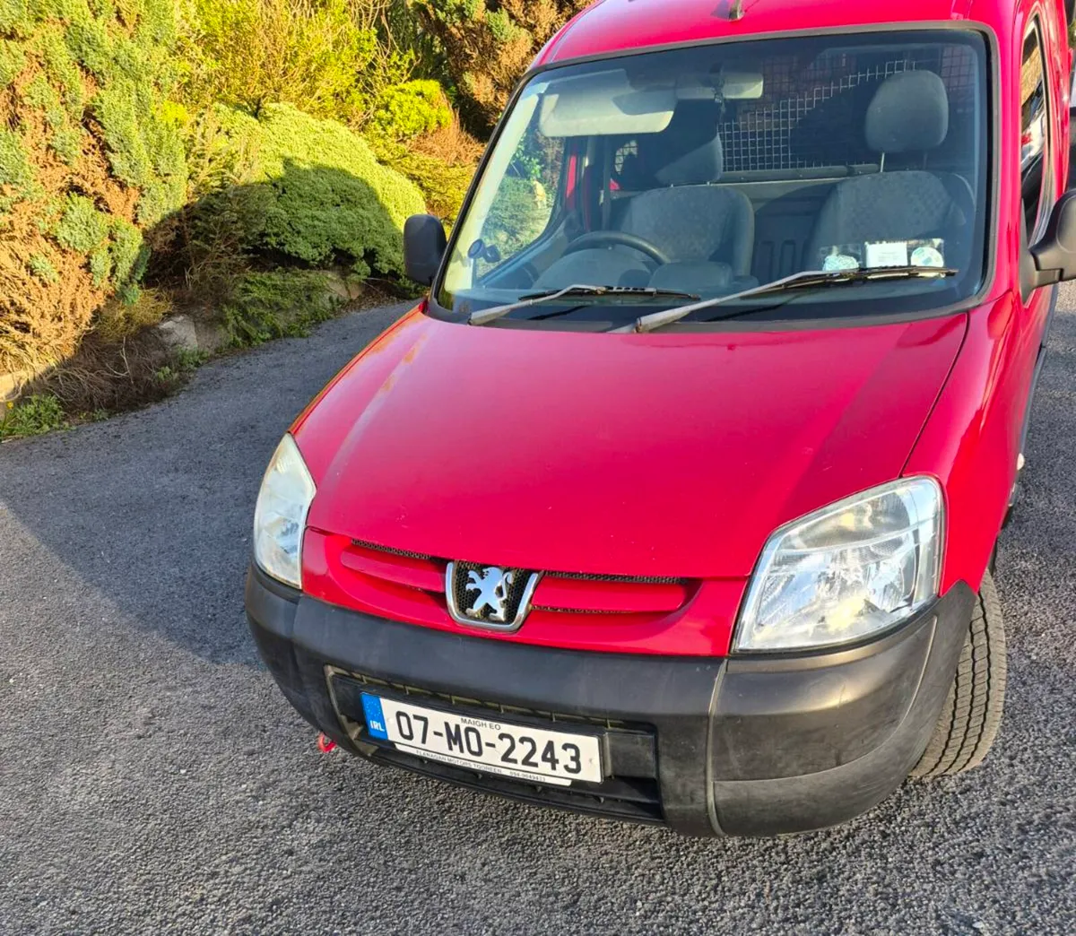 Van with Test - Image 4