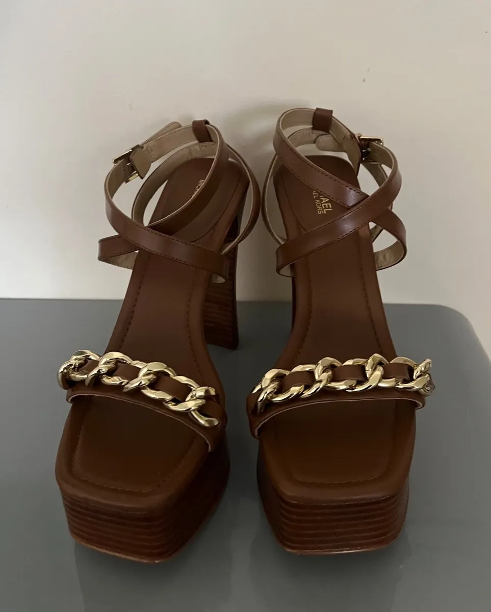 Michael Kors size 38 (5) platform sandals - Image 1