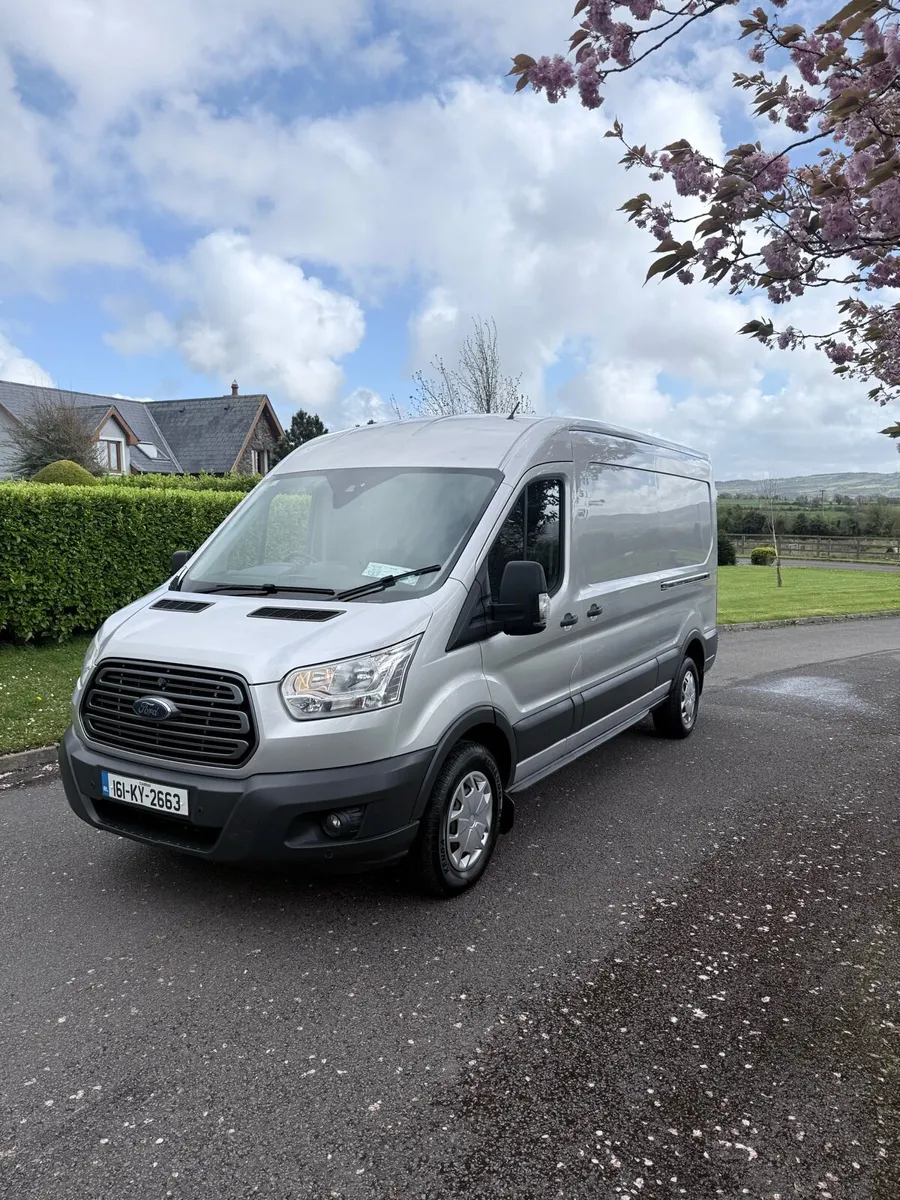 Ford Transit - Image 2
