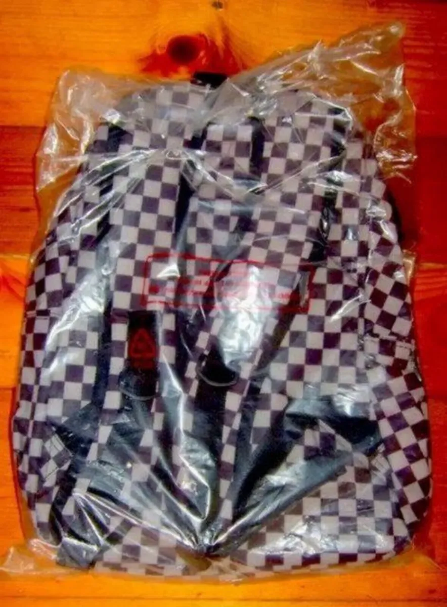 BNWT Daved & Goliath Backpack Ex Harrods - Image 2