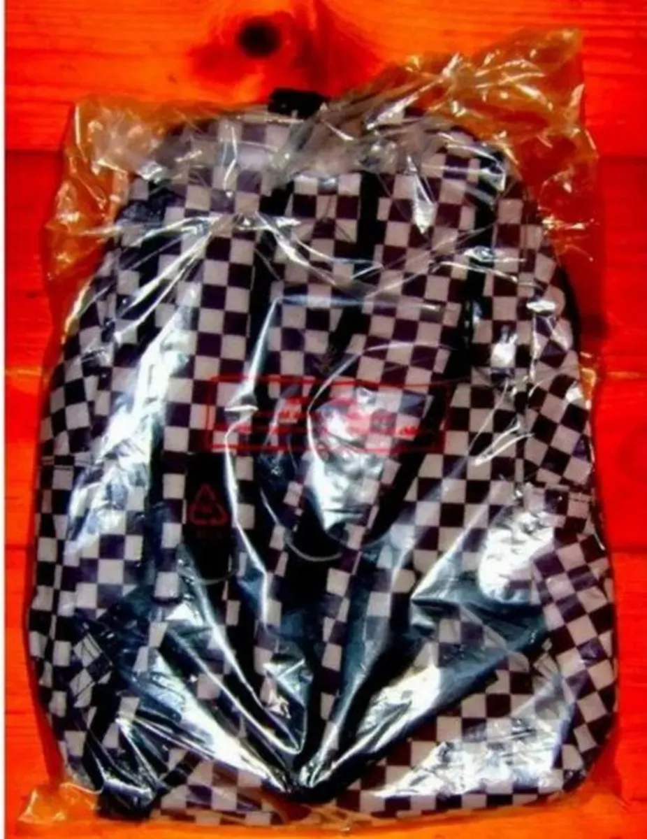 BNWT Daved & Goliath Backpack Ex Harrods - Image 4