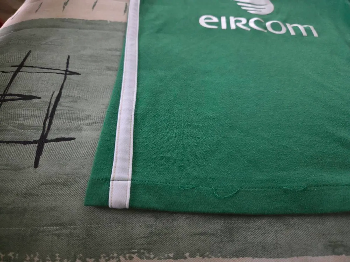 Ireland Football Home Jersey 2010 to 2011 Irish - Image 4