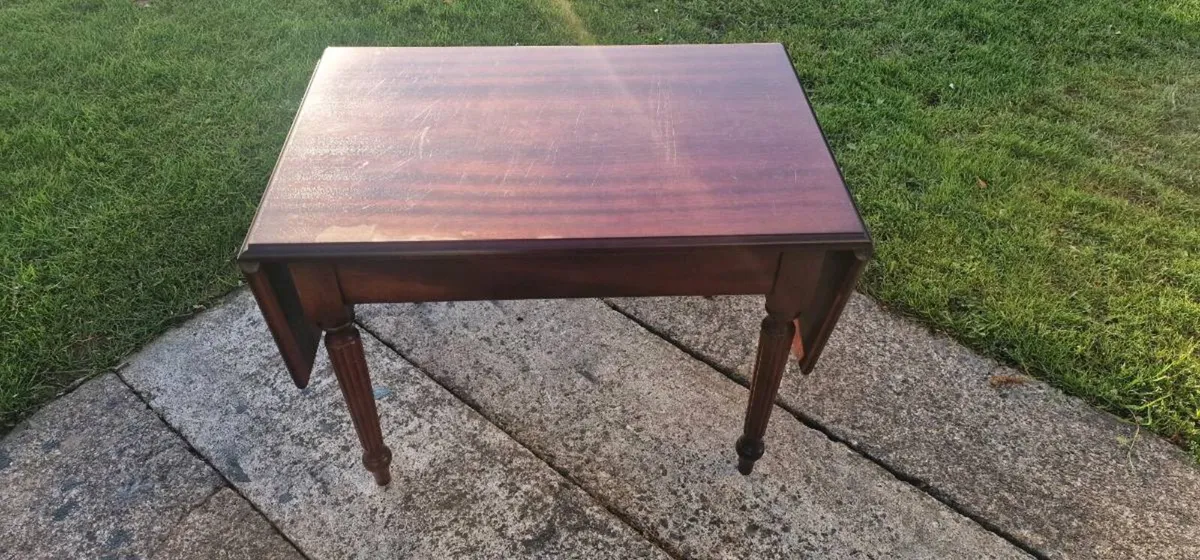 Antique table - Image 1