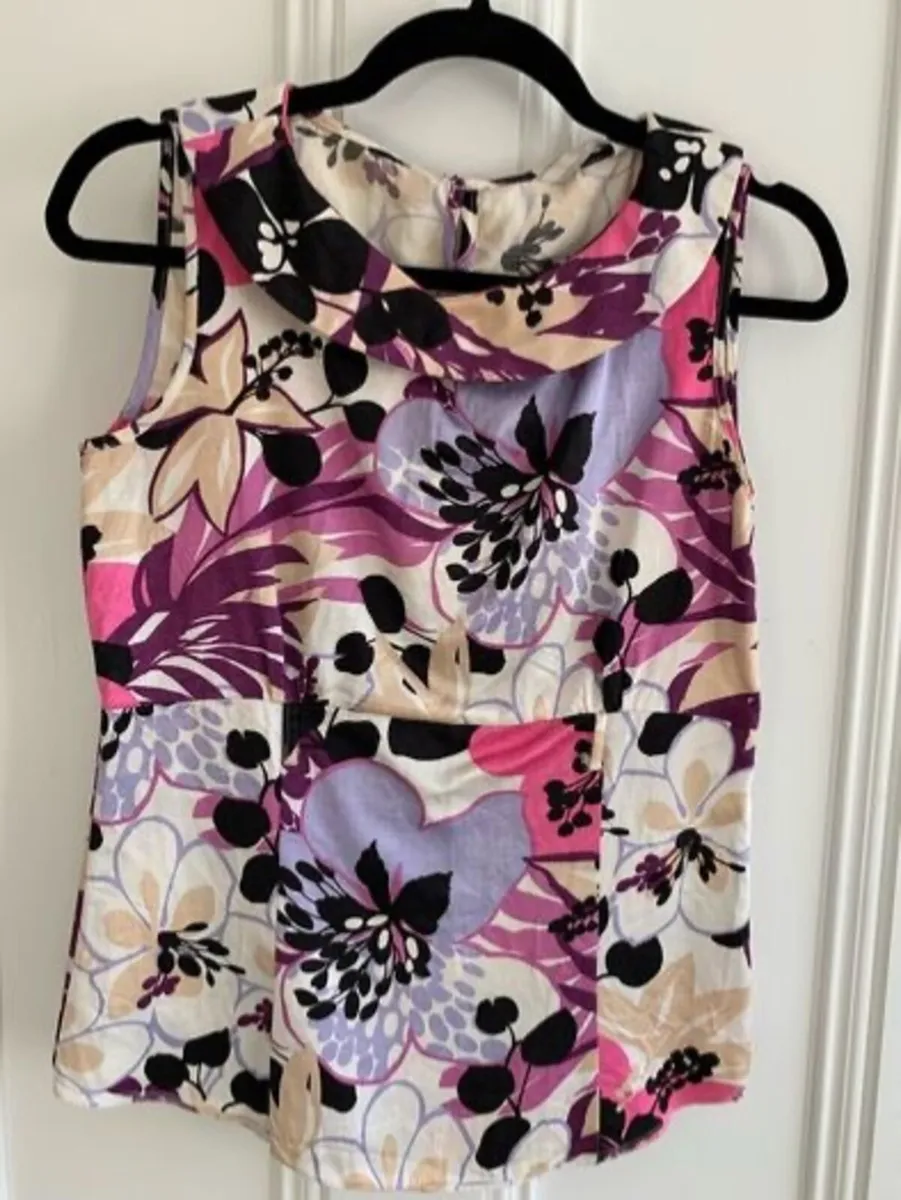 Ladies Tops - 2 for 10 Euro - Size 10 - Image 3