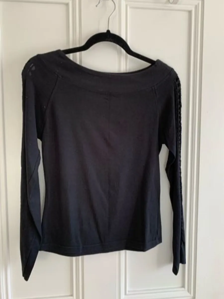 Ladies Tops - 2 for 10 Euro - Size 10 - Image 4