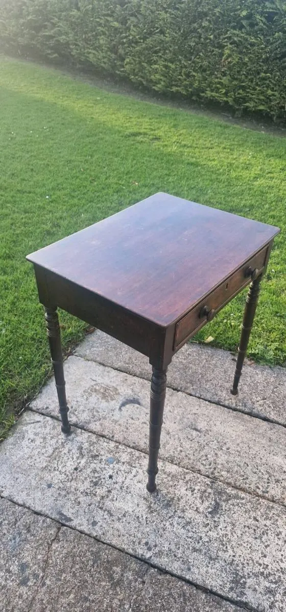 Antique table - Image 1