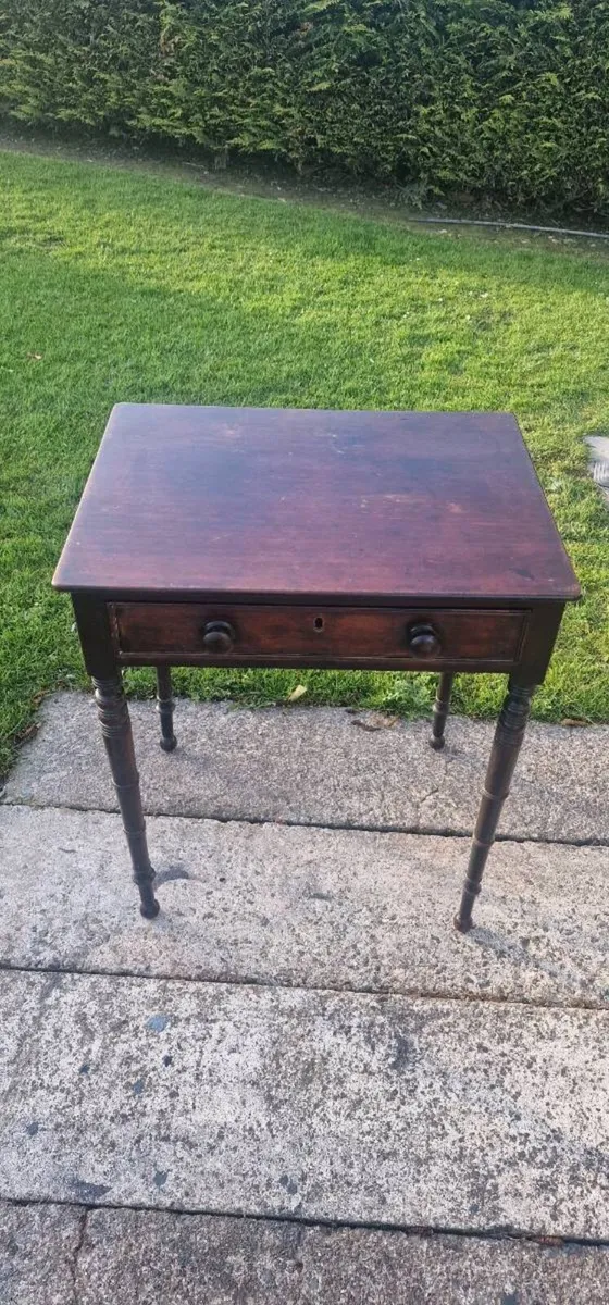 Antique table - Image 2