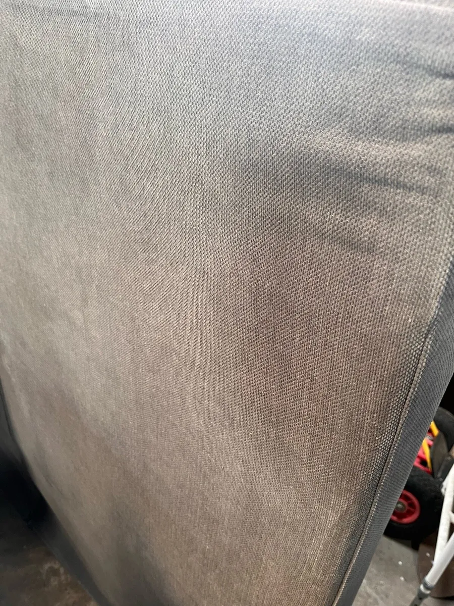 Headboard for king bed - Image 4