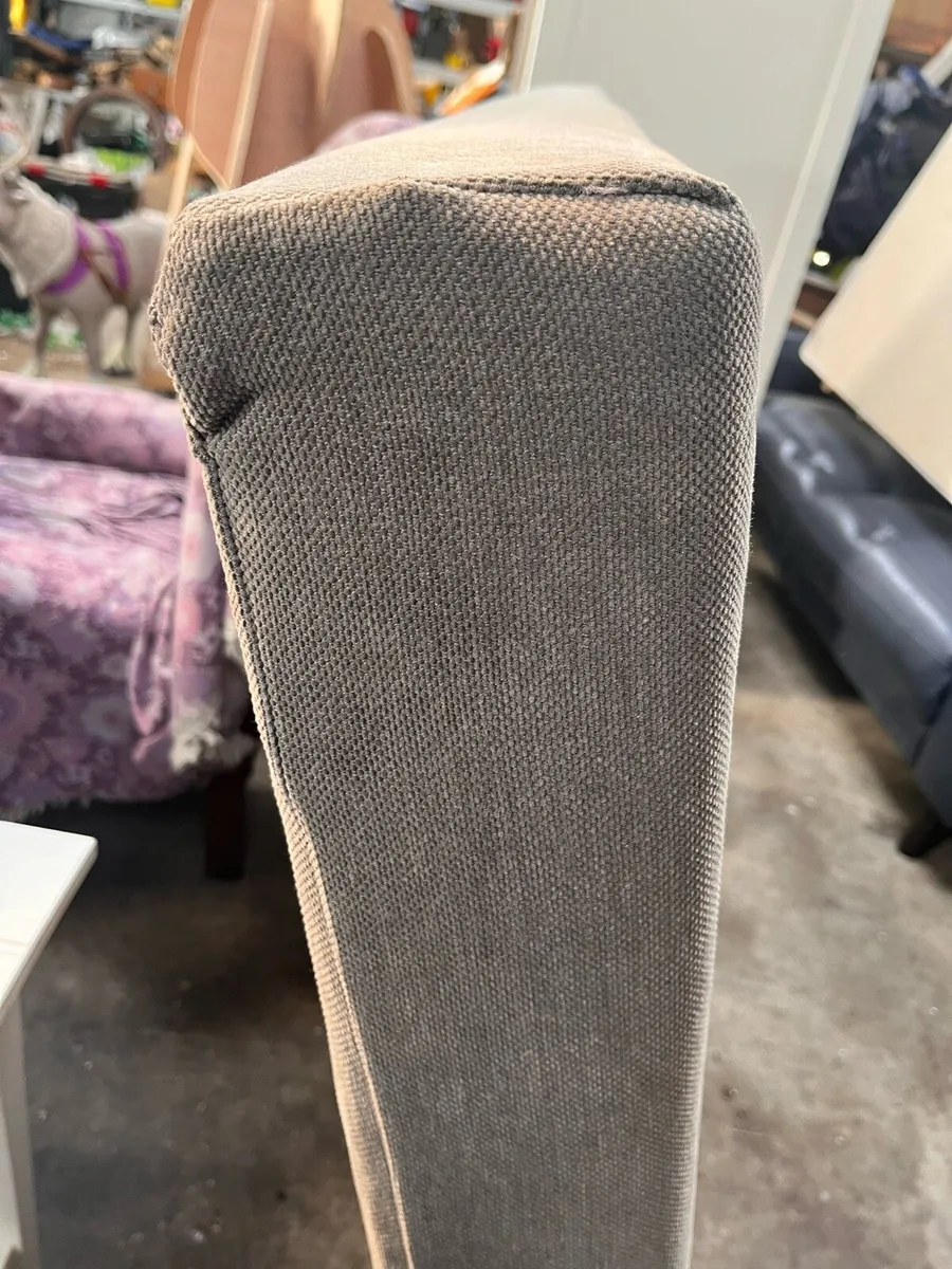 Headboard for king bed - Image 3