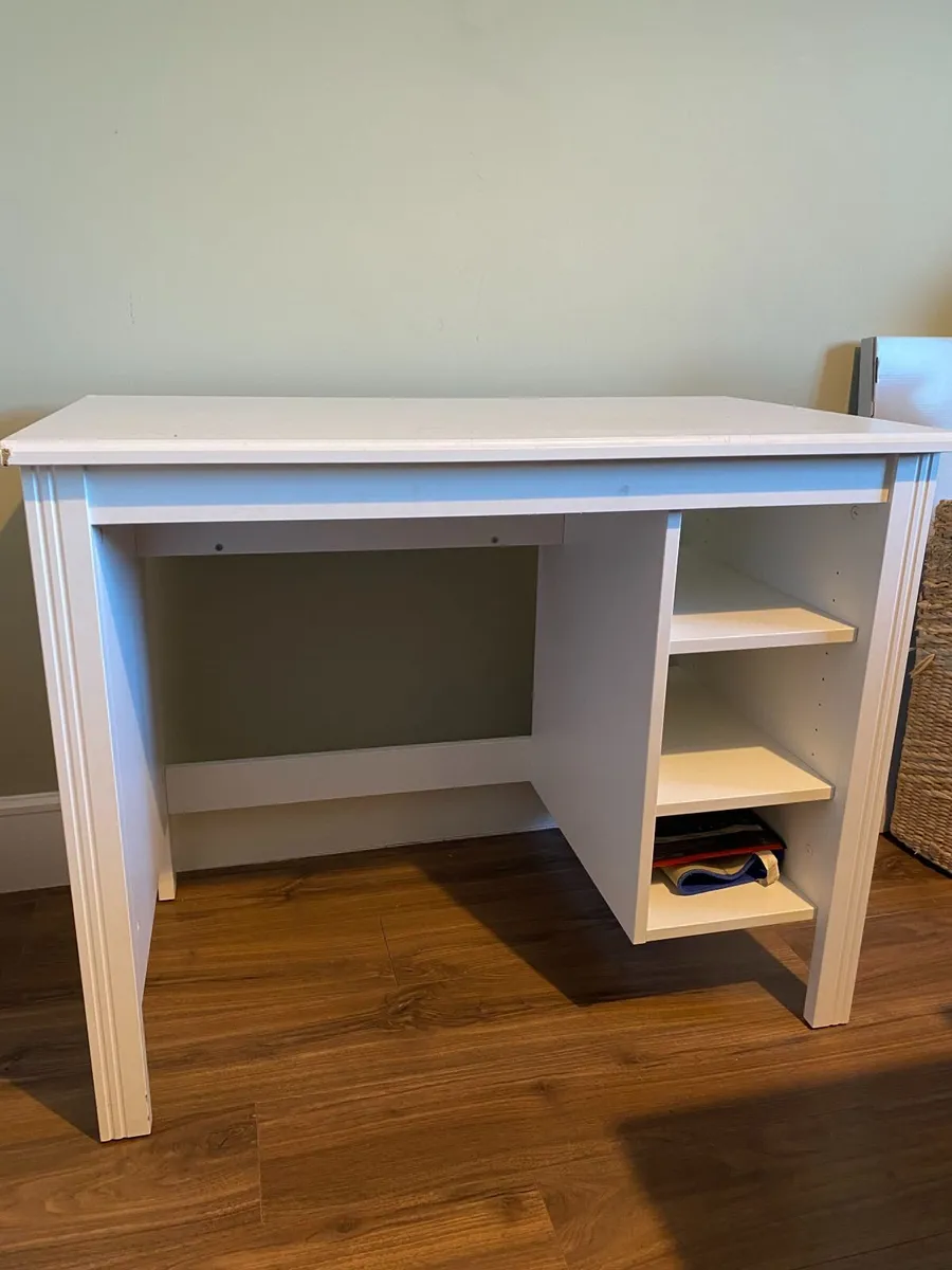 Working Table - Image 2