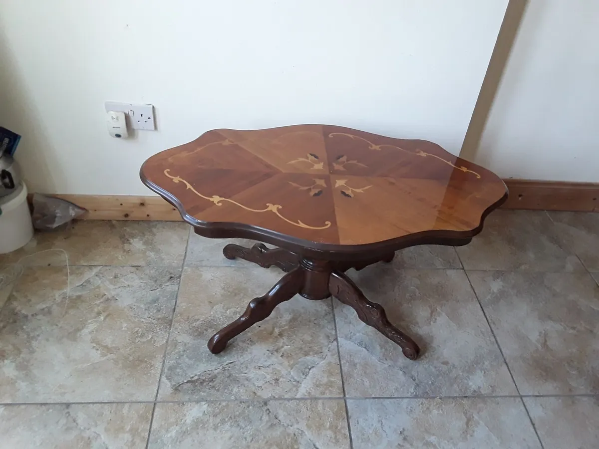 Victorian style coffee table walnut inlay - Image 1