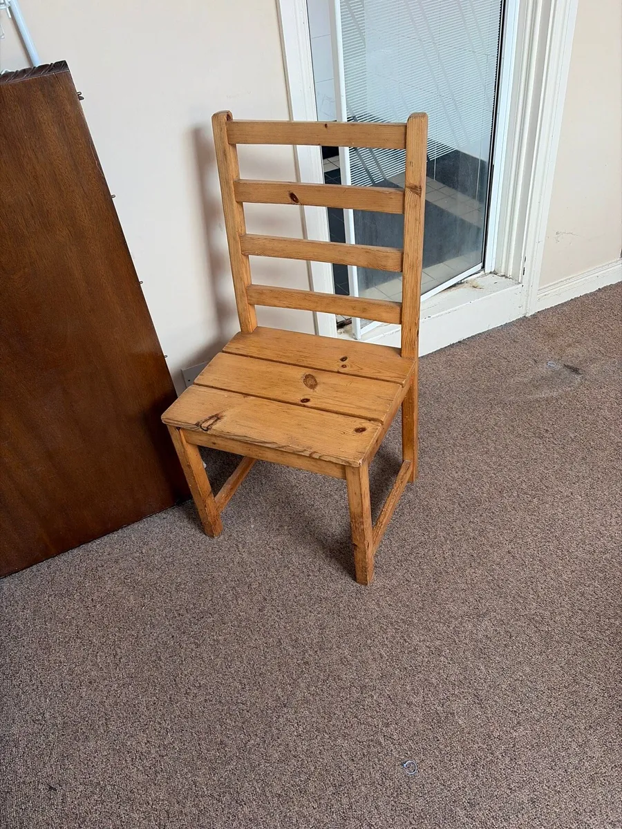 FREE FURNITURE – MUST GO (Louth) - Image 3