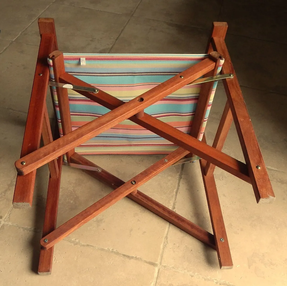 Wooden Folding Directors Chair - Image 4