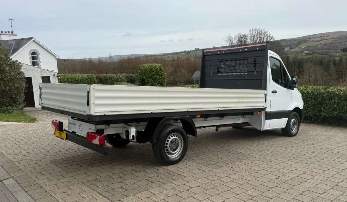 Mercedes-Benz Sprinter 2021 - Image 3