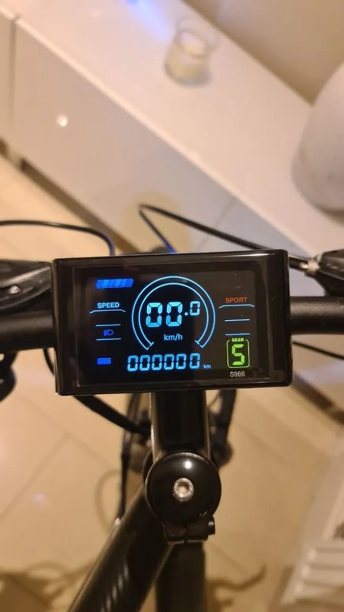 Carrera ebike 350W Working 100% - NEW BATT electric bike - Image 4