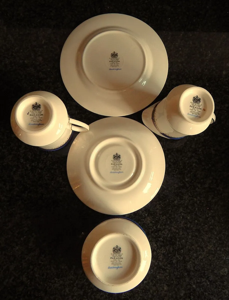 20 Piece Paragon Fine Bone China Coffee Set - Image 4
