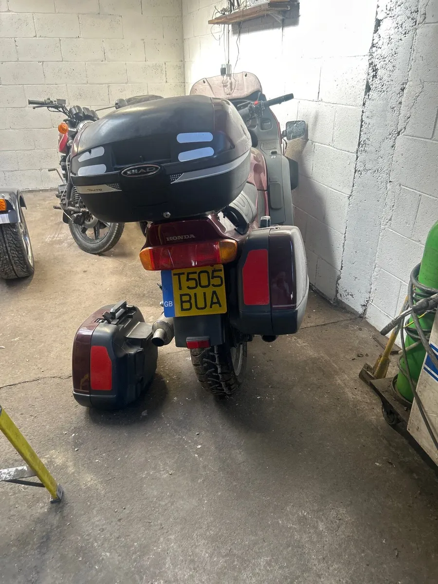 Honda pan European - Image 4