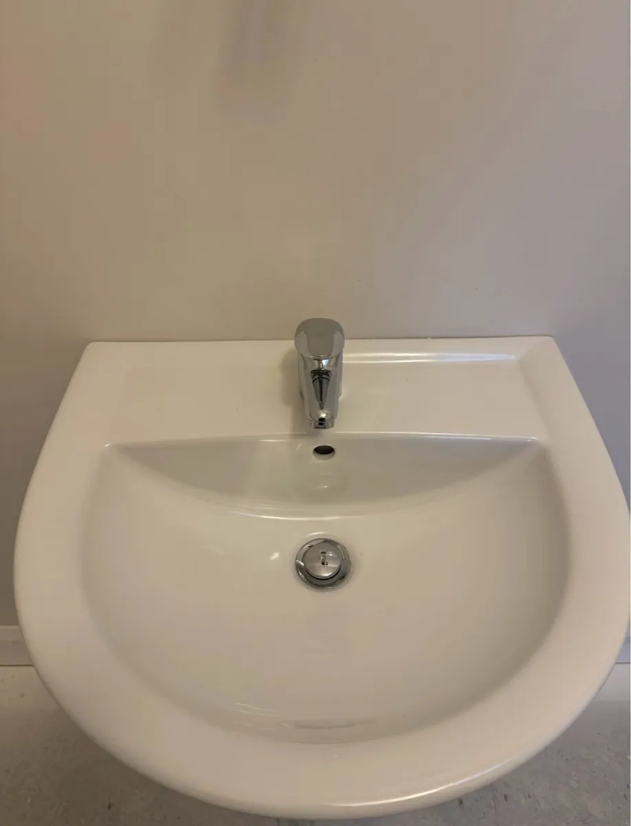 Bathroom Sinks - Brand New - Armitage Shanks White - Image 1