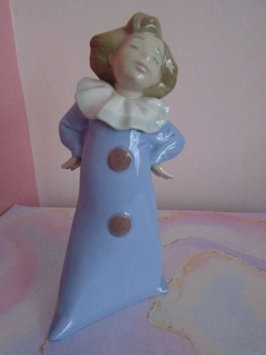 Nao ornament, Home decor, Collectables - Image 3