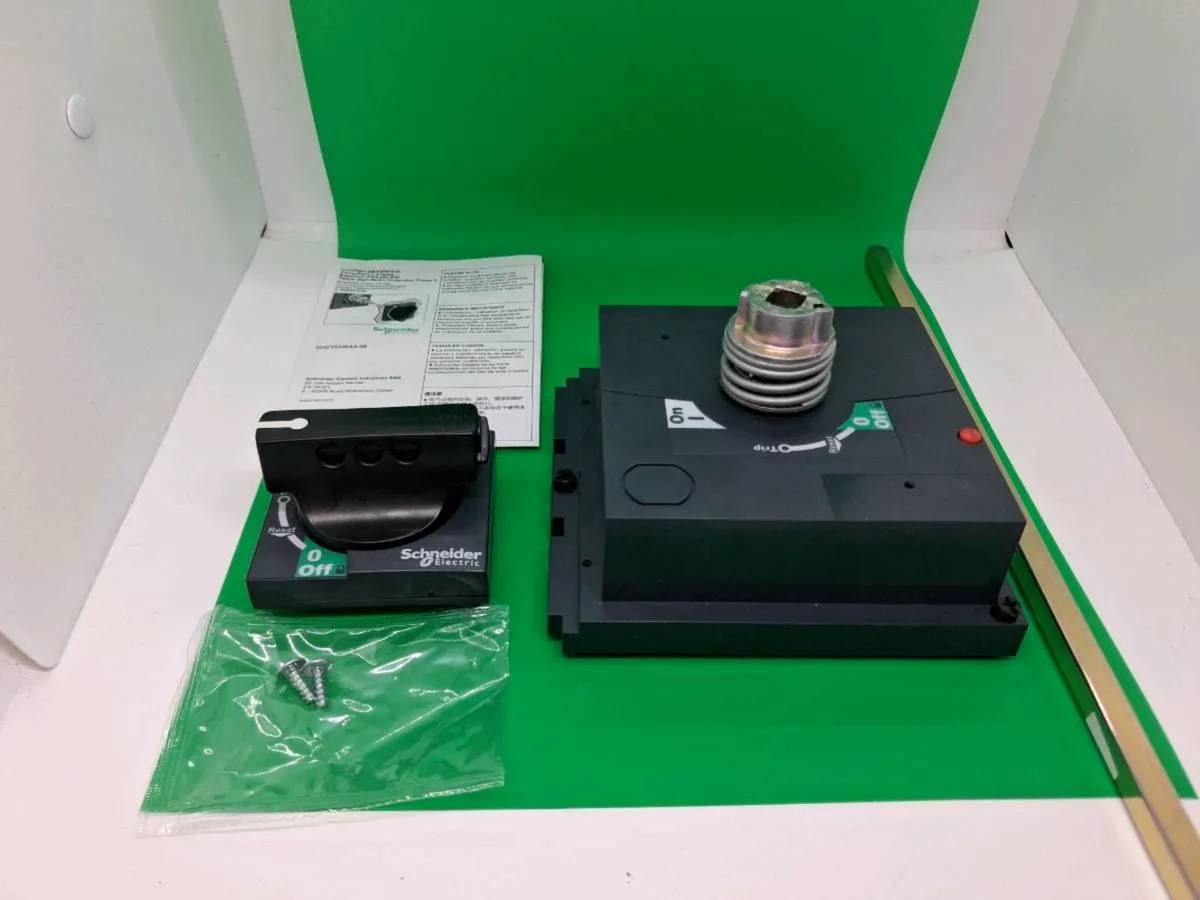 Postage - Schneider LV432598 Extended Rotary Handl - Image 3