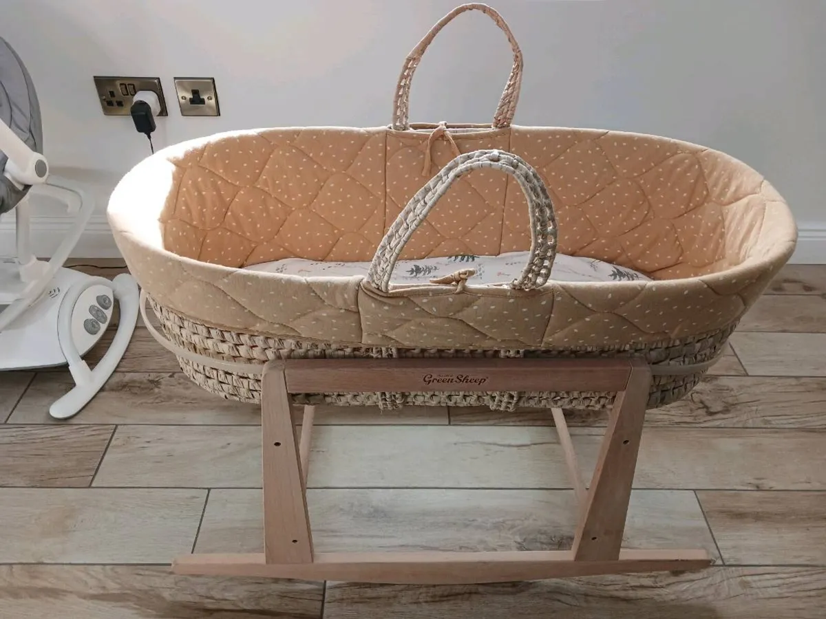 Moses basket - Image 1