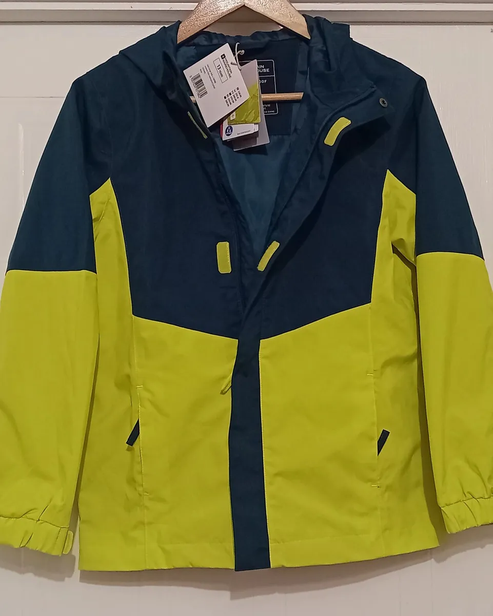Boys Jacket NEW - Image 1