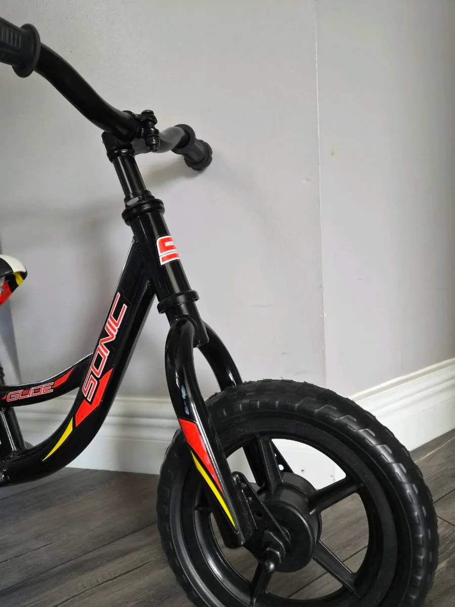 Sonic Glide 10" Balance Bike - Image 3
