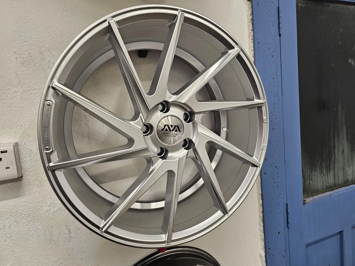 19" AVA Madison Alloys - Image 4