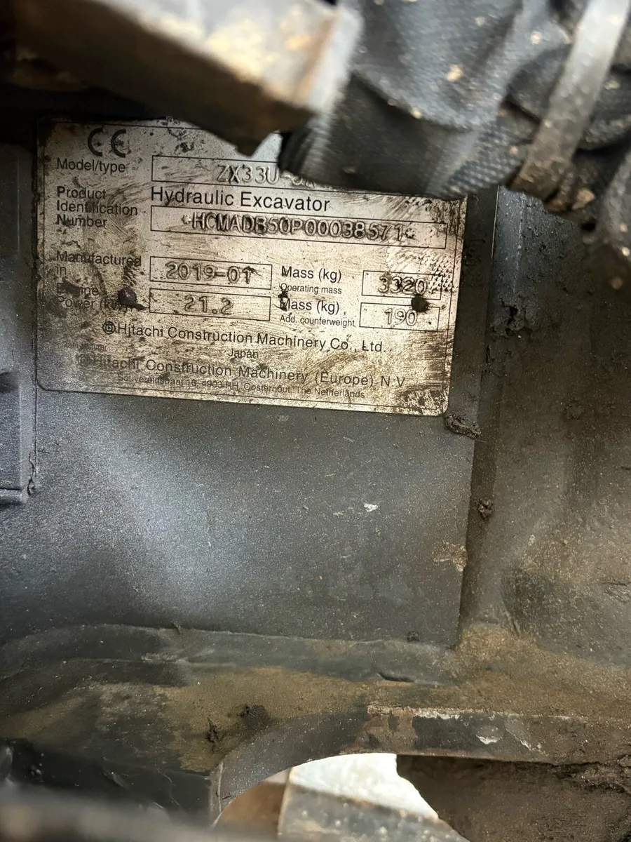 2019 hitachi 33u - Image 3