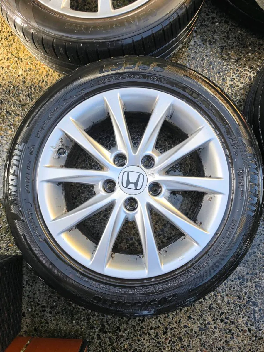 Honda Civic Alloys - Image 4