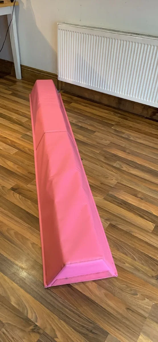 Gymnastics mat and beam - Image 2