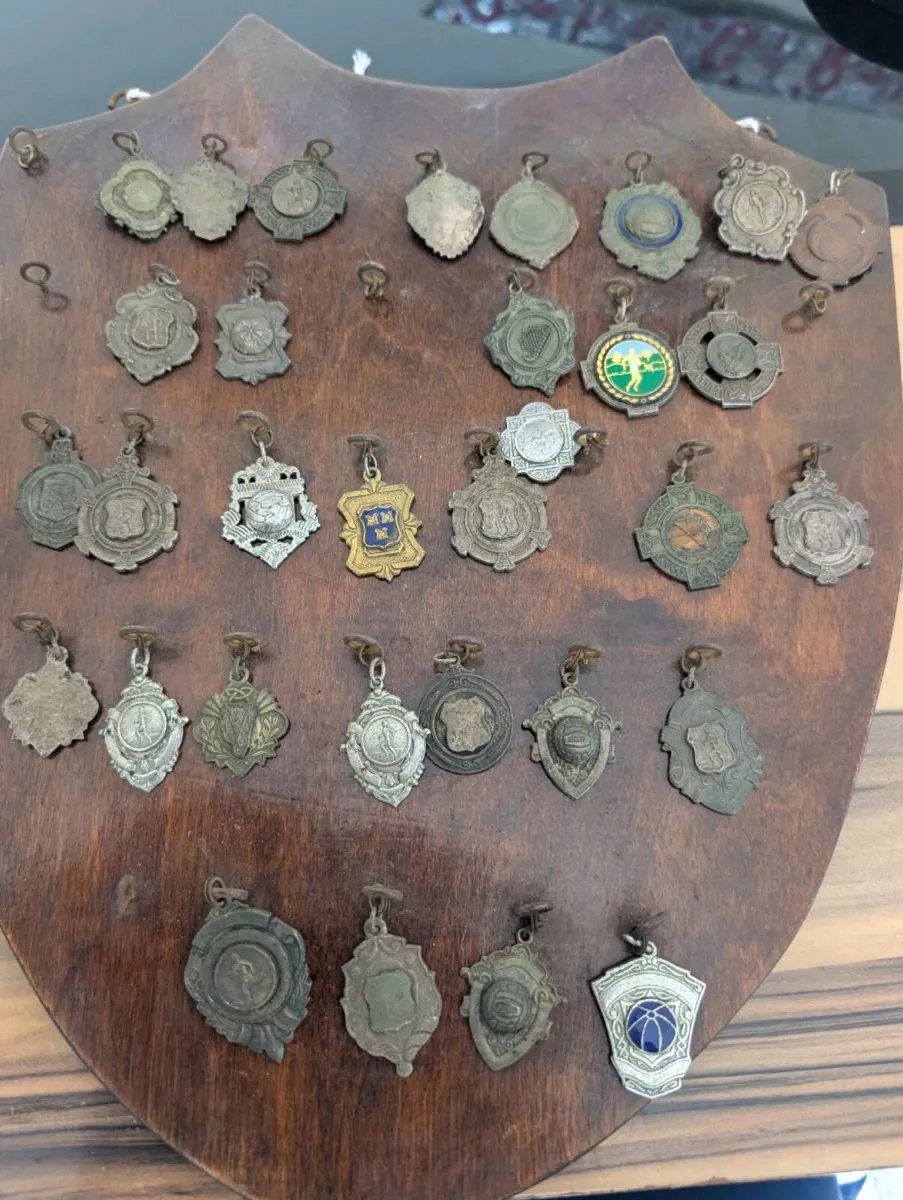 1970s Vintage GAA Medals leinster championship - Image 2