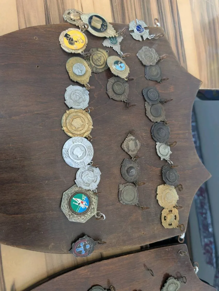 1970s Vintage GAA Medals leinster championship - Image 3