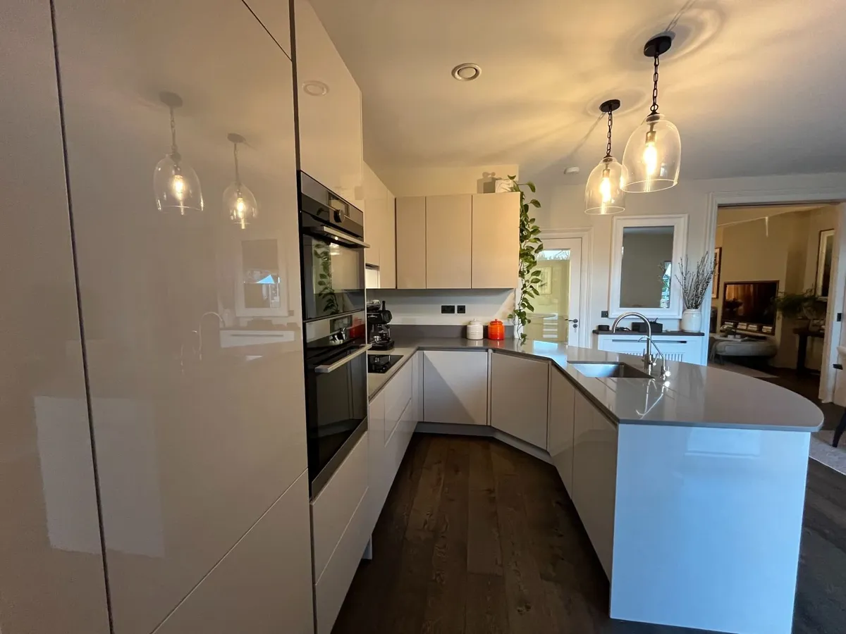 Modern High-Gloss Kitchen & Appliances - Image 1