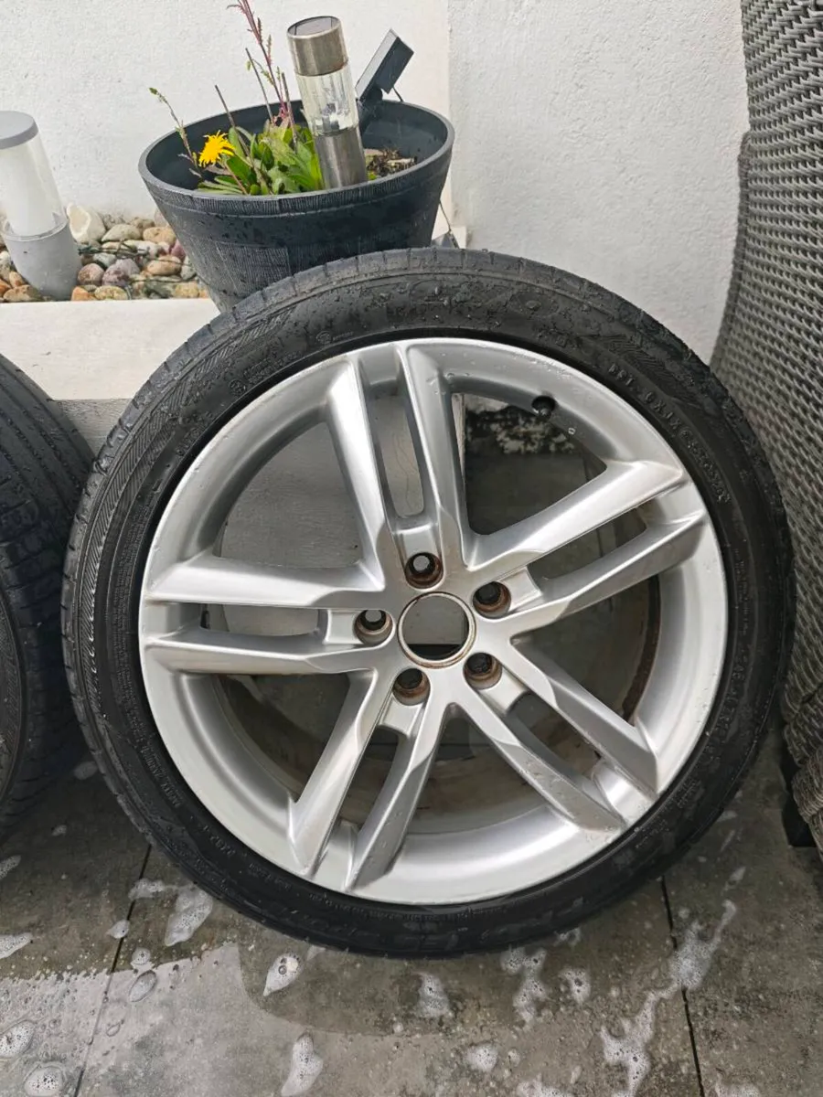 Audi A4 genuine 18 inch alloys - Image 2