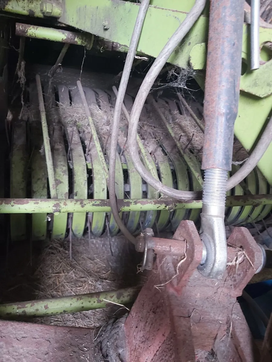 Claas 46 Round Baler - Image 2