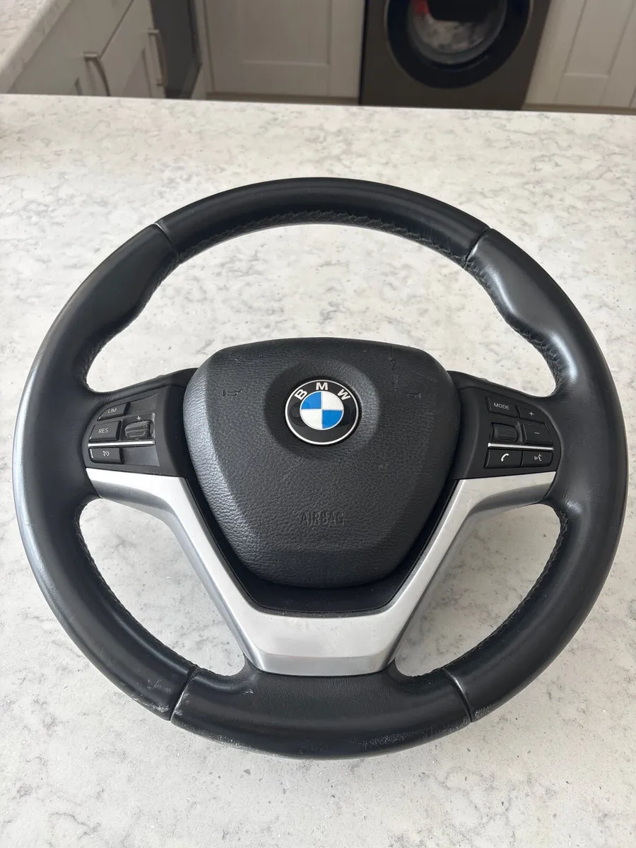 Bmw wheel - Image 1