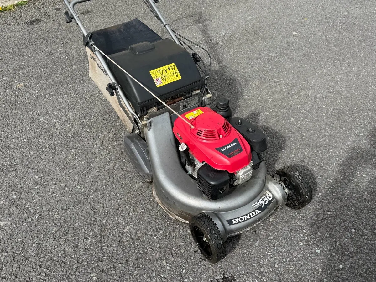 Honda lawnmower - Image 1