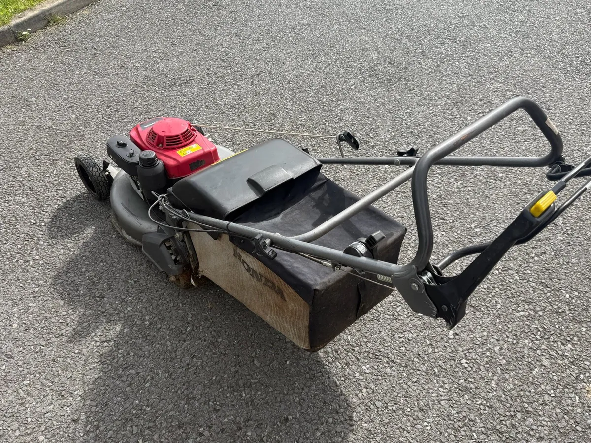 Honda lawnmower - Image 4