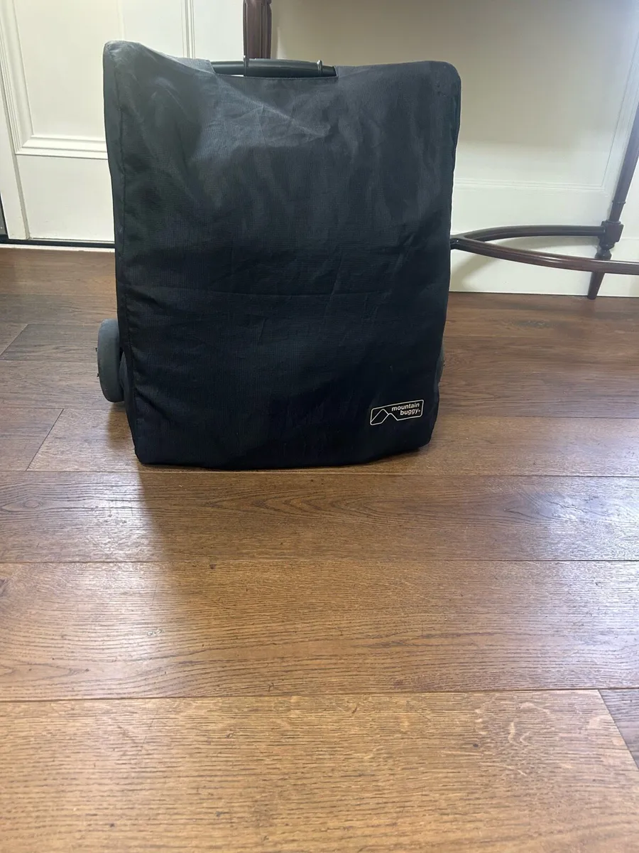 Mountain Buggy Nano travel stroller - Image 2