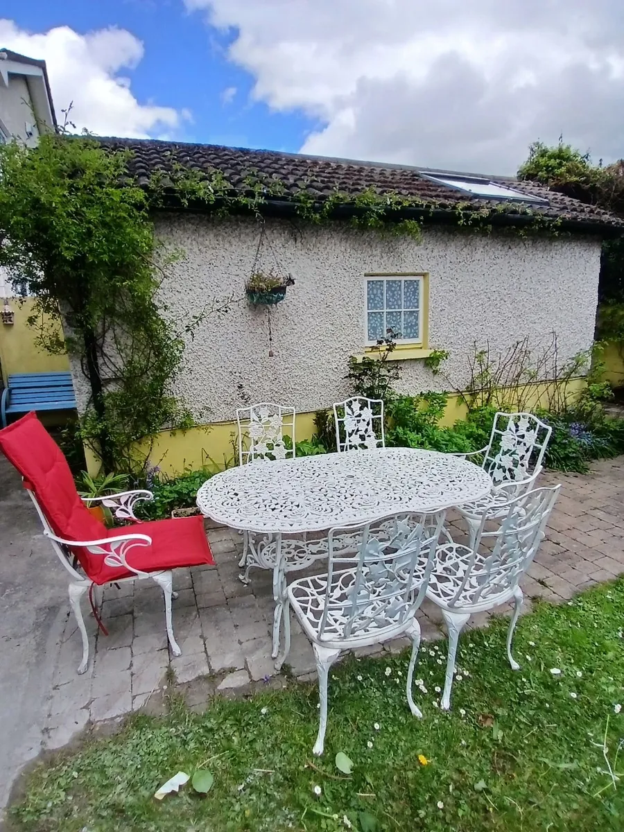 Garden Furniture - Image 1