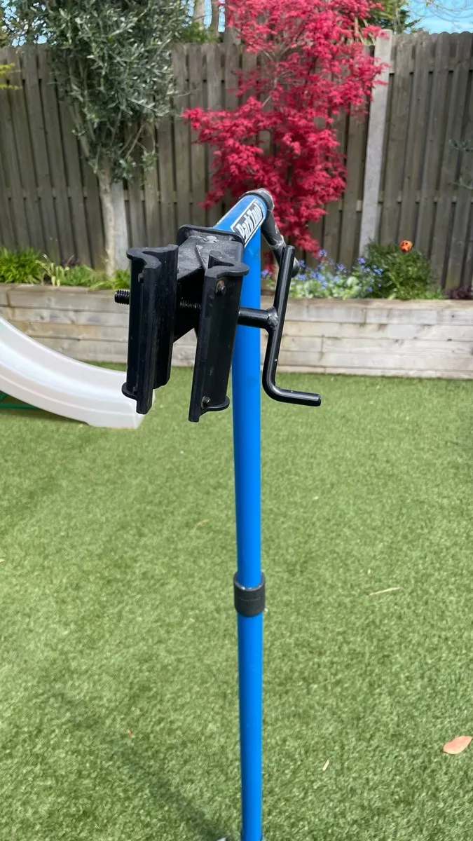 Bike holder tool - Image 2