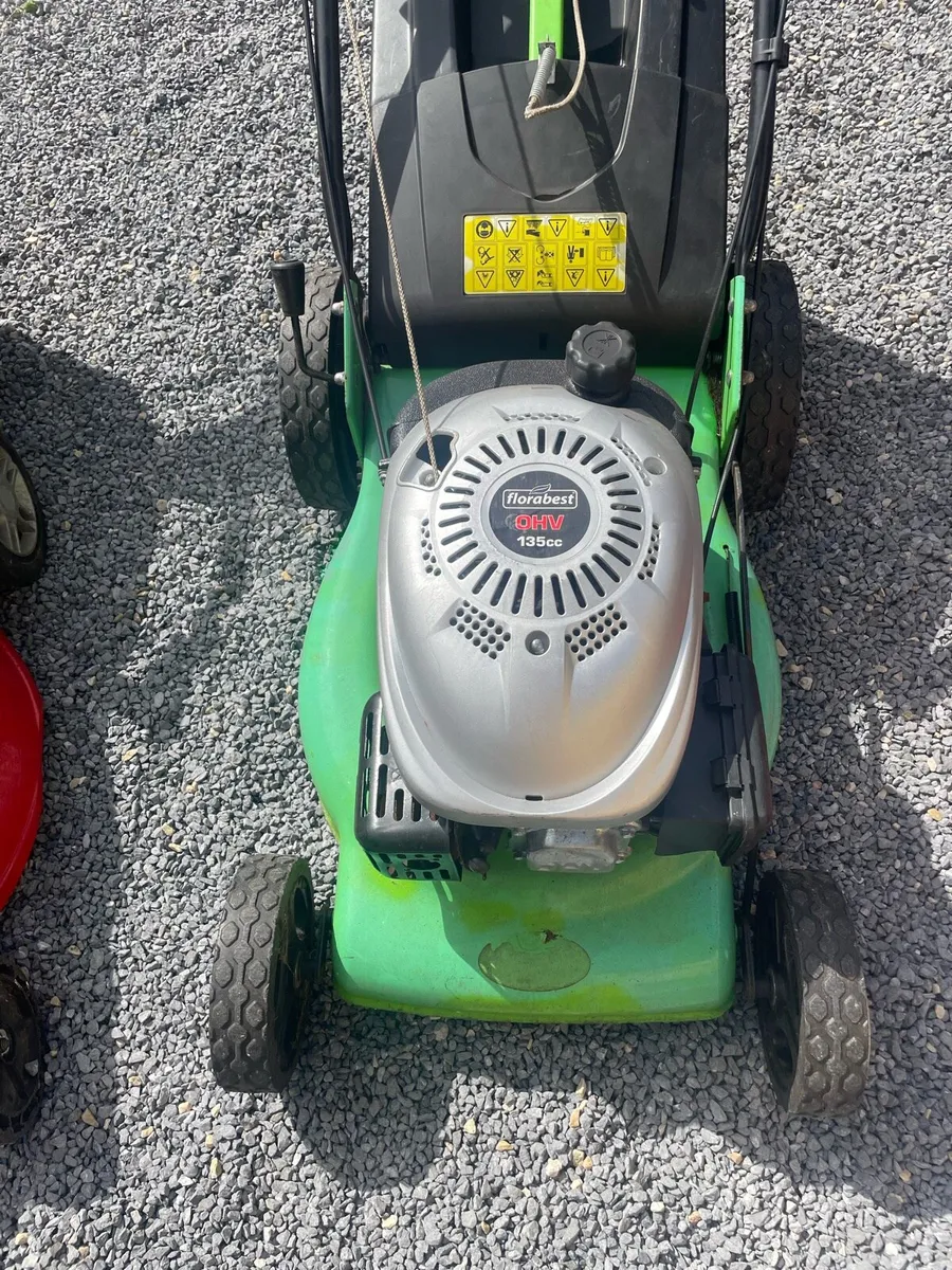 Lawnmower for sale - Image 3