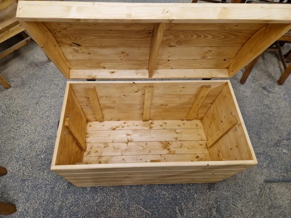 Large Reclaimed pine storage trunks - Image 2