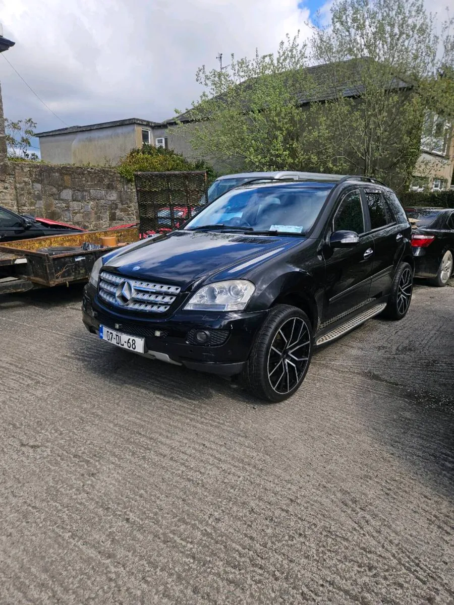Mercedes ml320 - Image 1