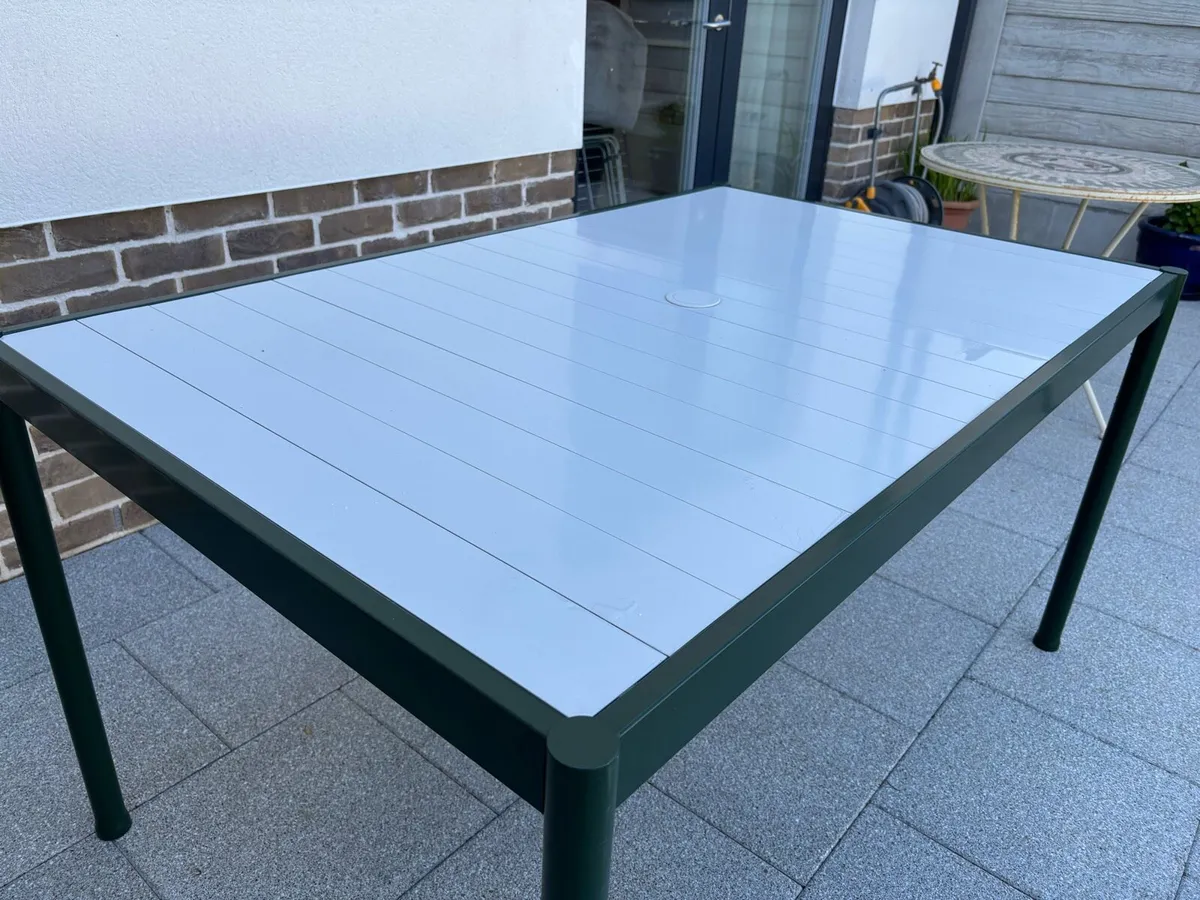 Garden table and chairs - Image 2