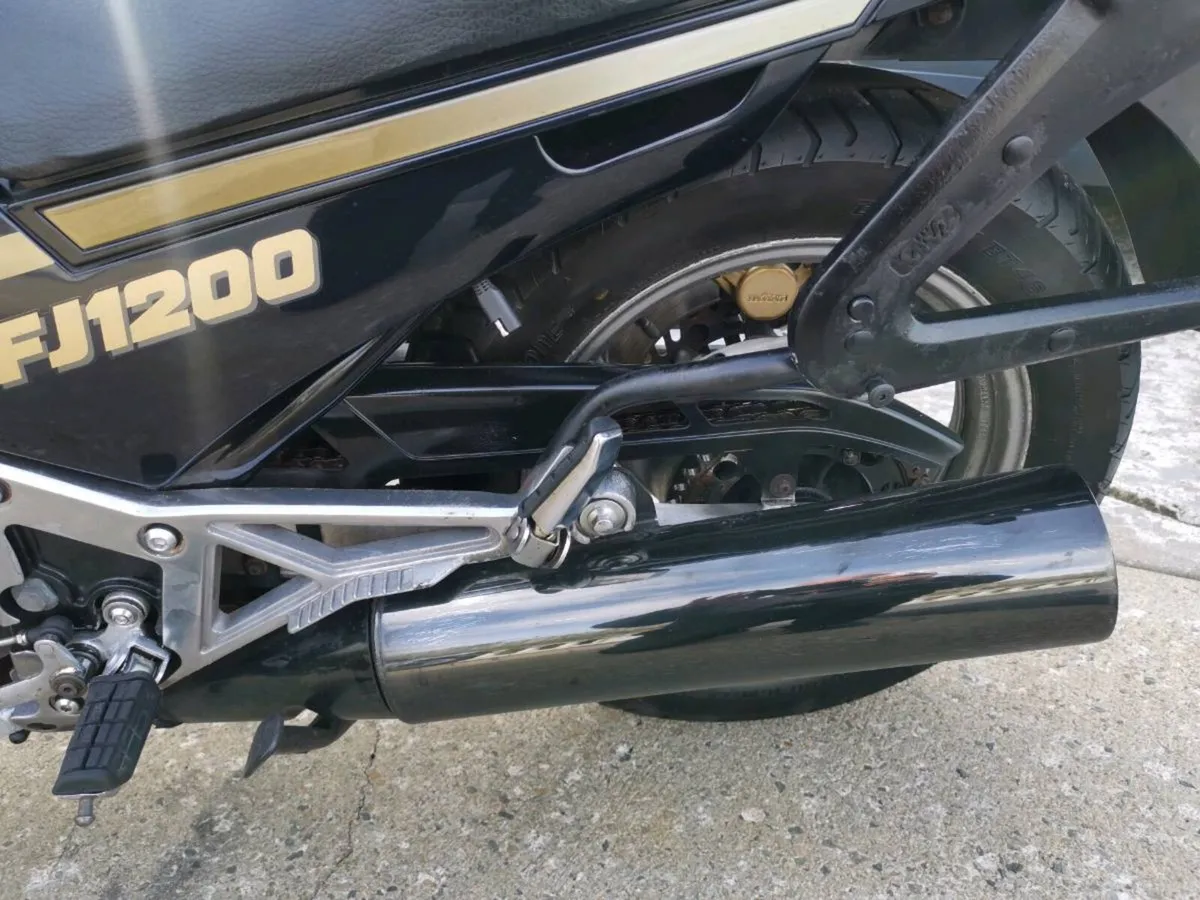 Yamaha FJ 1200, Honda Pacific coast 800 - Image 4