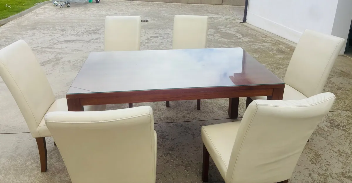 Glass walnut table, 6 chairs and 2 coffee tables - Image 1