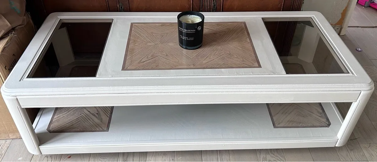 Elegant vintage 1980s coffee table - Image 3