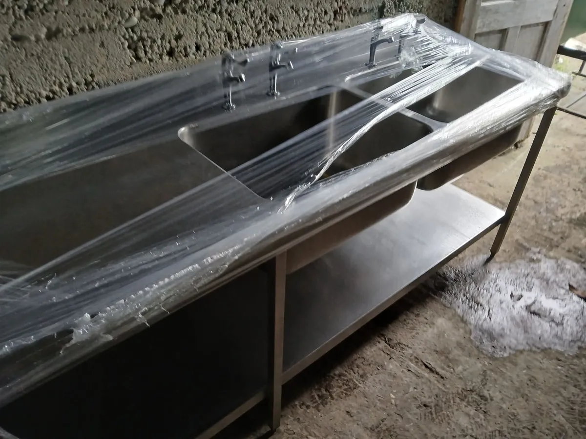 Staneless steel cabbinet double sink  & shelves - Image 1